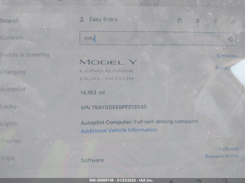 VIN 7SAYGDEE9PF813085 2023 TESLA MODEL Y