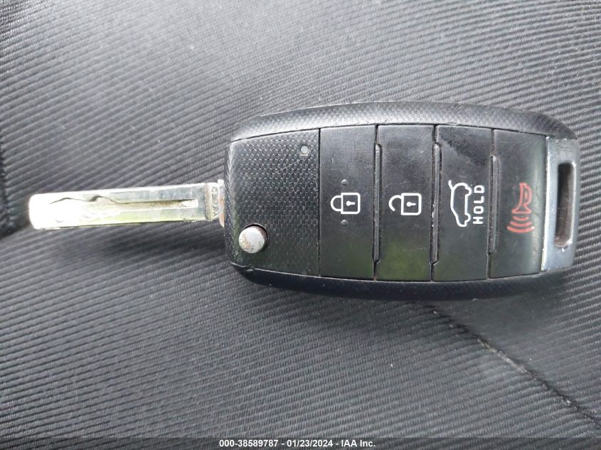 2014 KIA SOUL + - KNDJP3A54E7103917