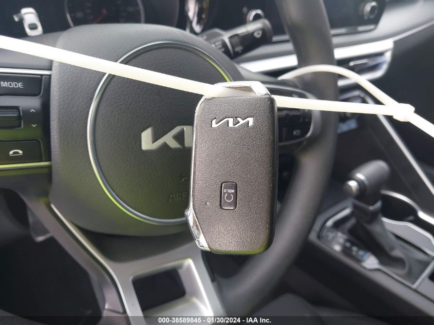 2022 KIA K5 LXS - 5XXG14J25NG122135