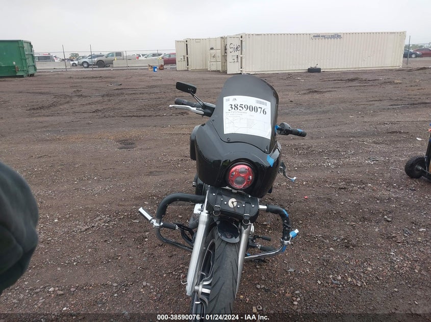 VIN 1HD1YNJ2XKB062294 2019 HARLEY-DAVIDSON FXLR