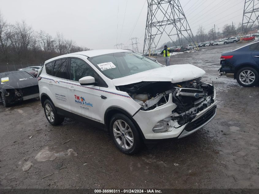 2017 FORD ESCAPE SE - 1FMCU9G91HUC99377