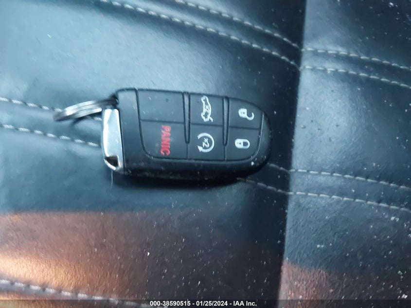 VIN 2C3CCAGG4HH599851 2017 CHRYSLER 300 300S