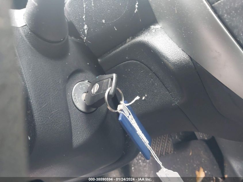 2015 NISSAN VERSA 1.6 SV - 3N1CN7AP0FL922009