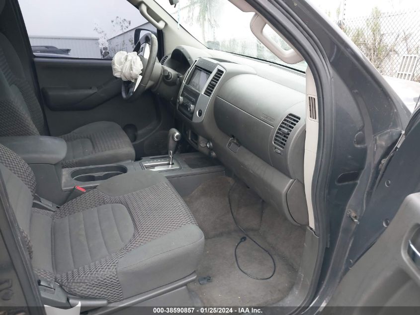 2014 NISSAN FRONTIER SV/PRO-4X - 1N6AD0CU2EN741913