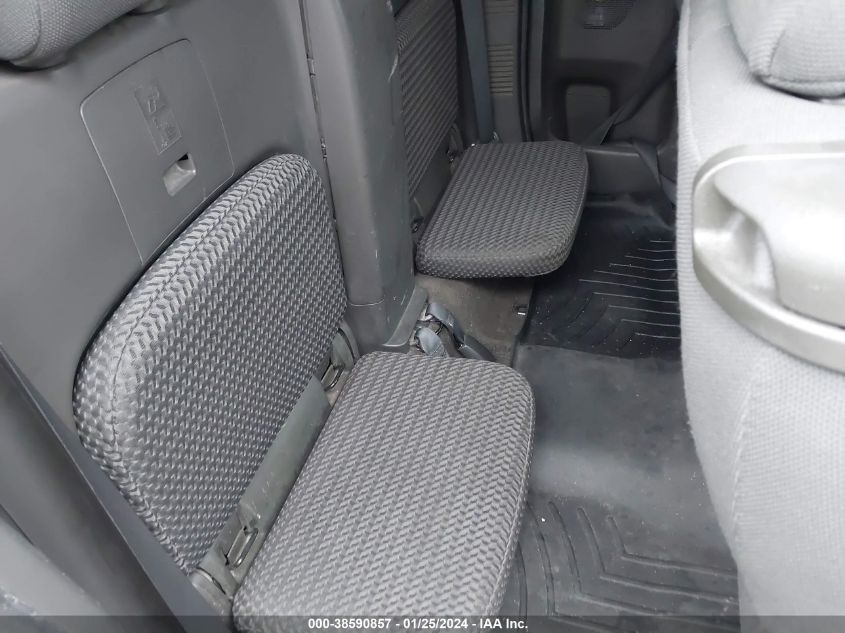 2014 NISSAN FRONTIER SV/PRO-4X - 1N6AD0CU2EN741913