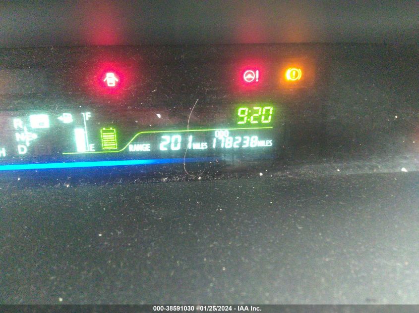 2013 TOYOTA PRIUS V THREE - JTDZN3EU7D3211190