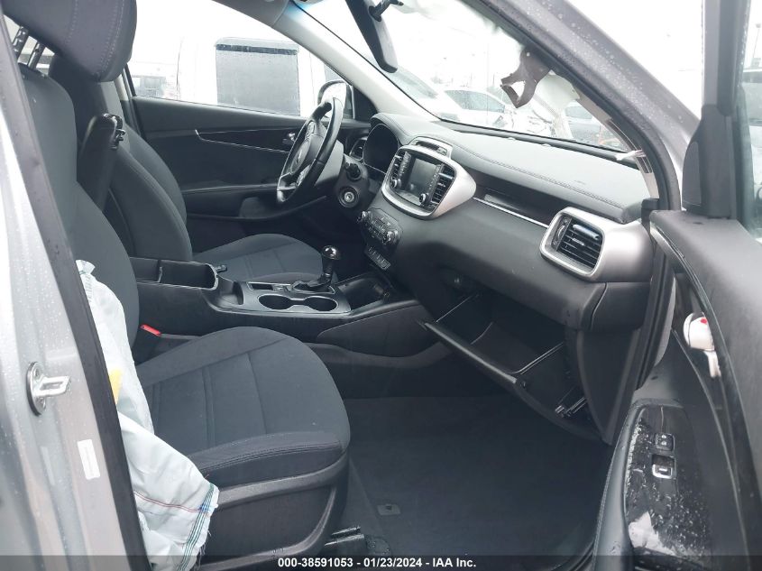 2017 KIA SORENTO LX/L - 5XYPG4A37HG234538