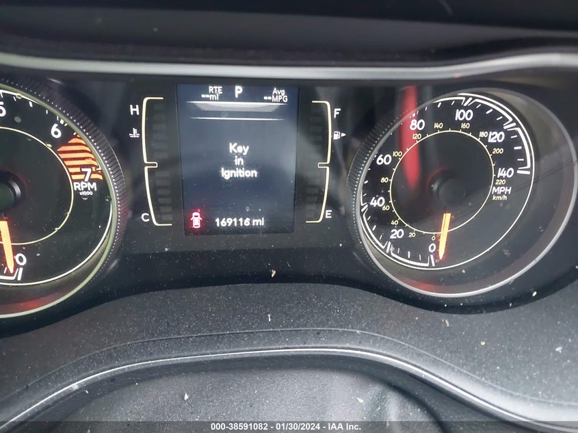 VIN 1C4PJMCB4LD582181 2020 JEEP CHEROKEE LATITUDE