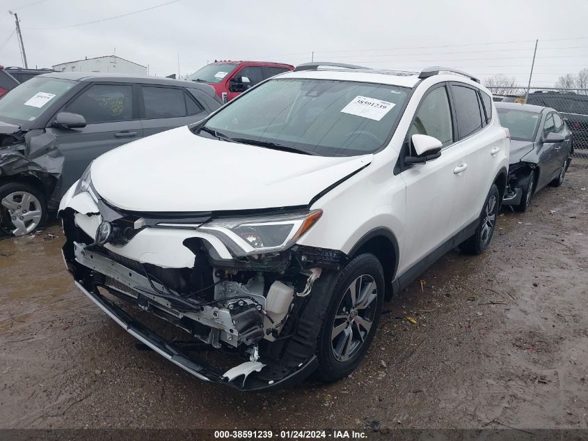 2018 TOYOTA RAV4 XLE - JTMRFREV5JJ721439