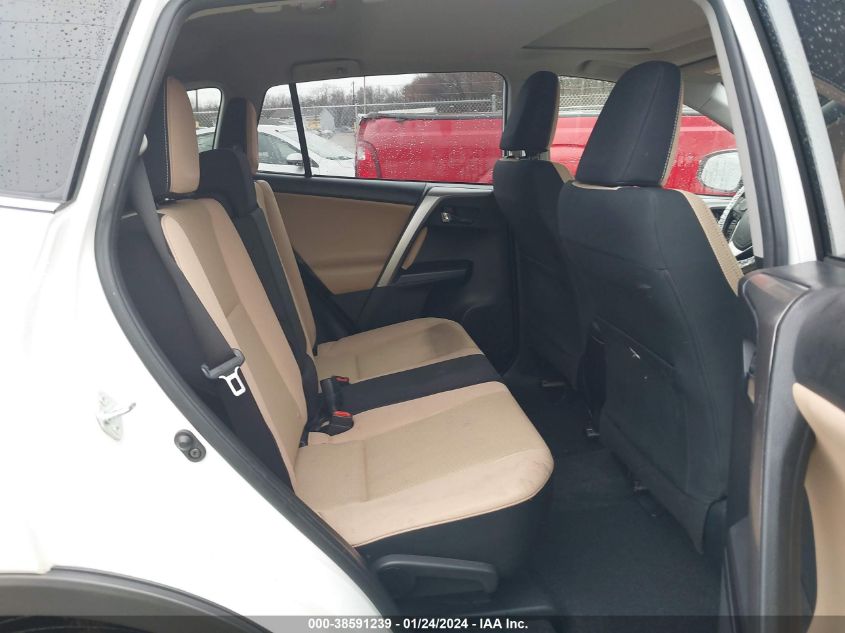 2018 TOYOTA RAV4 XLE - JTMRFREV5JJ721439