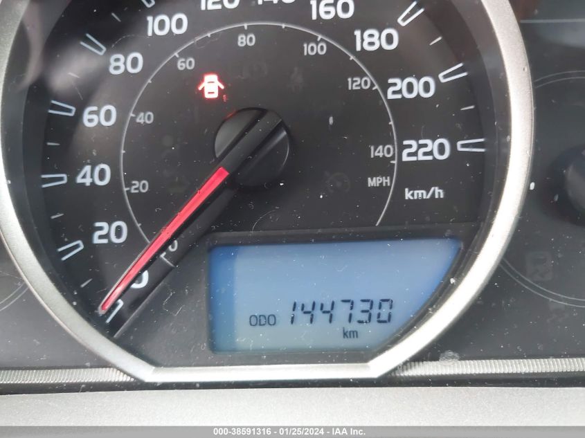 2014 TOYOTA RAV4 XLE - 2T3WFREV7EW092020