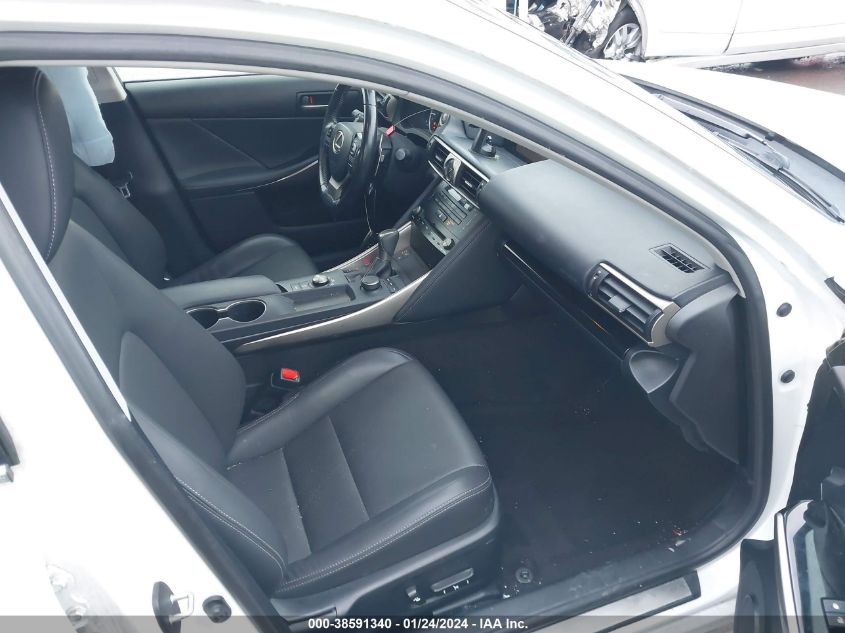 2017 LEXUS IS 300 - JTHCM1D28H5015507