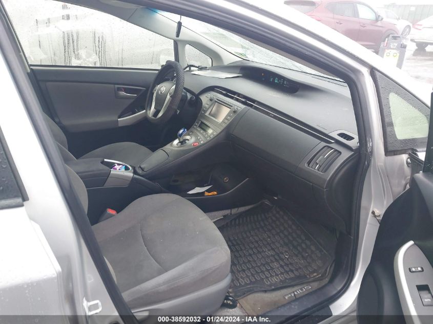 2014 TOYOTA PRIUS TWO - JTDKN3DU8E0366885