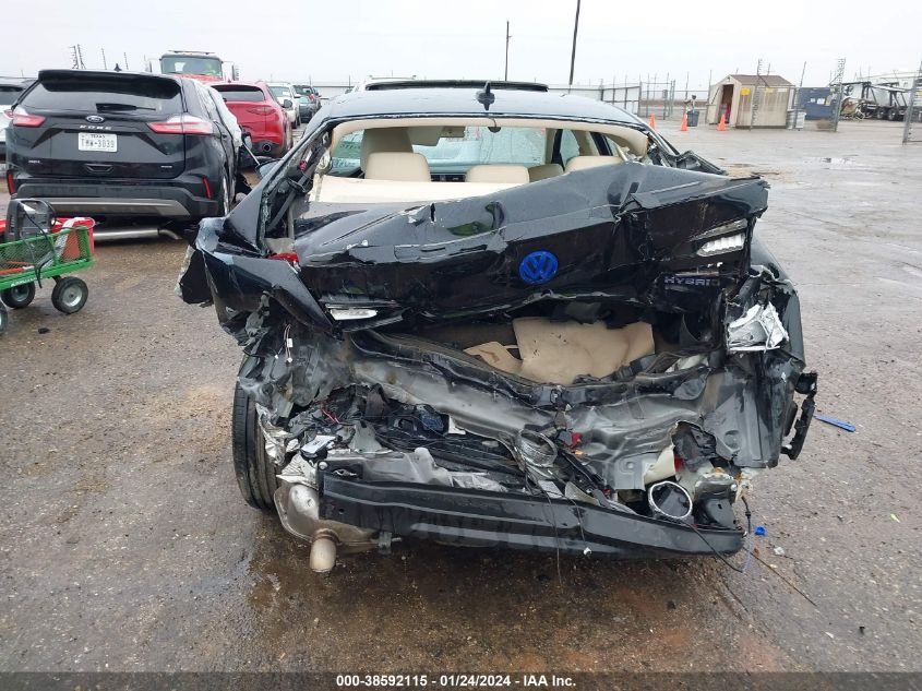 2013 VOLKSWAGEN JETTA HYBRID SEL - 3VW637AJXDM237466