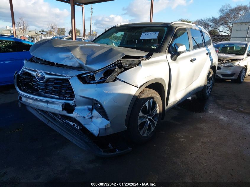 2023 TOYOTA HIGHLANDER HYBRID XLE - 5TDKBRCH1PS578138