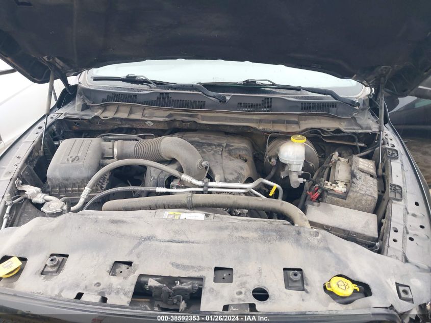 2018 RAM 1500 ST - 1C6RR6FT4JS322557