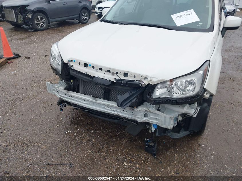 2018 SUBARU FORESTER 2.5I PREMIUM - JF2SJAGC9JH435082