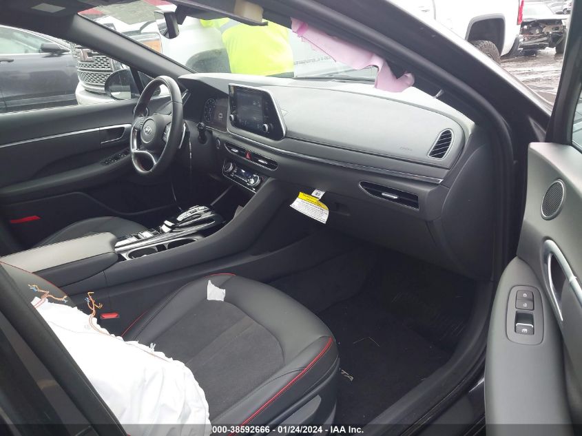 2020 HYUNDAI SONATA SEL PLUS - 5NPEJ4J25LH031018