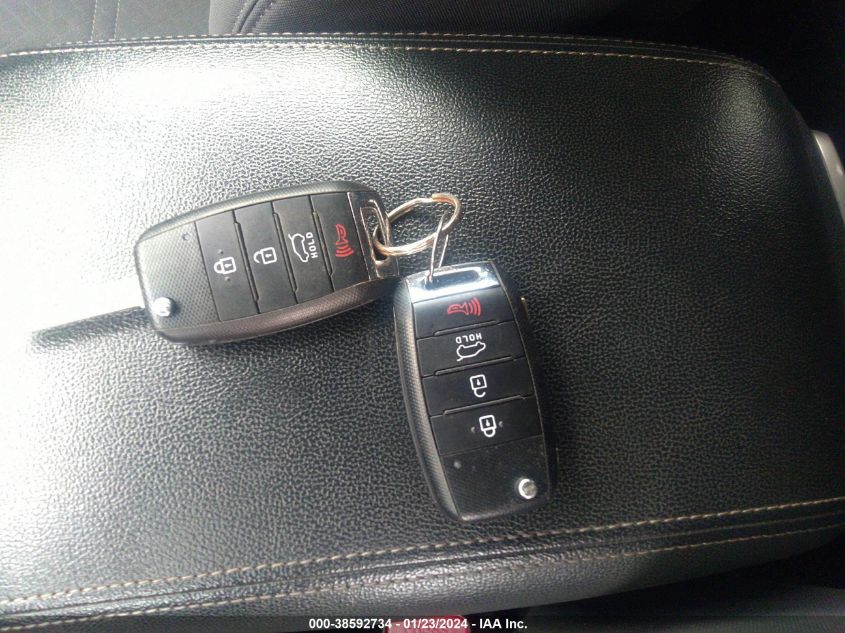 2017 KIA SORENTO 2.4L LX - 5XYPG4A3XHG240706