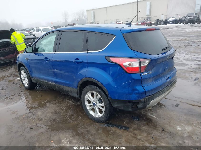 2017 FORD ESCAPE SE - 1FMCU9GD1HUF06015