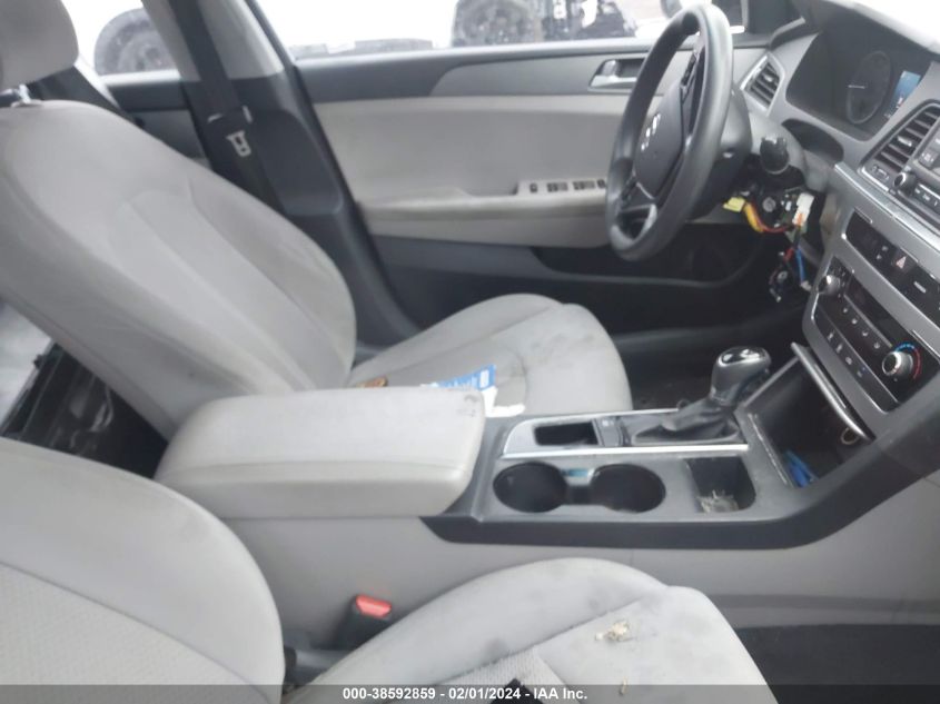 2015 HYUNDAI SONATA SE - 5NPE24AFXFH208702