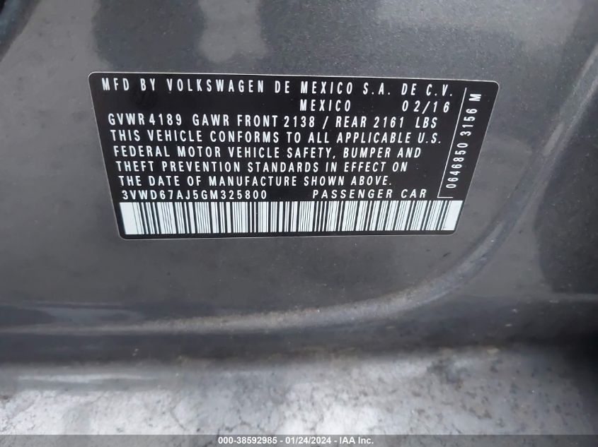 2016 VOLKSWAGEN JETTA SE - 3VWD67AJ5GM325800