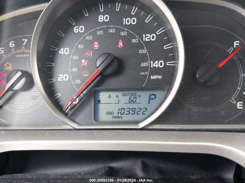 2015 TOYOTA RAV4 XLE - JTMWFREV8FJ050522