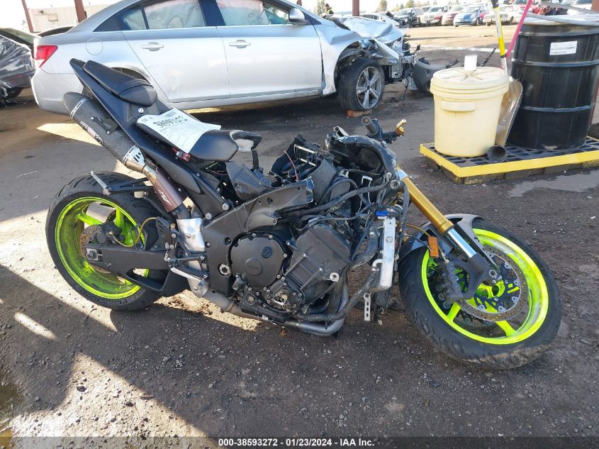 2014 YAMAHA YZFR1 C JYARN23YXEA003846