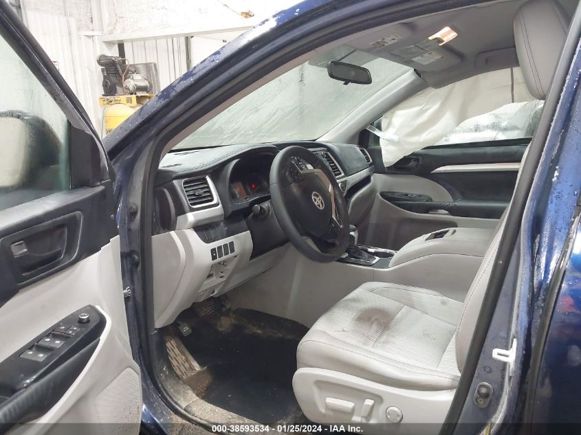 2015 TOYOTA HIGHLANDER LE PLUS V6 - 5TDBKRFHXFS202385