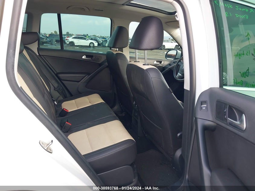 VIN WVGSV7AX4HW509205 2017 VOLKSWAGEN TIGUAN 2.0T WOLFSBURG EDITION