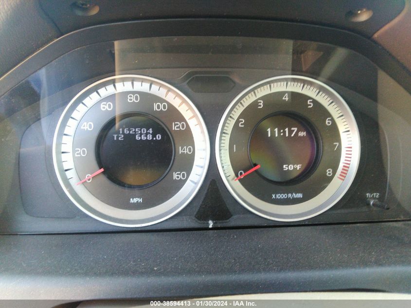 2013 VOLVO XC70 3.2/3.2 PLATINUM/3.2 PREMIER/3.2 PREMIER PLUS - YV4940BL8D1161969