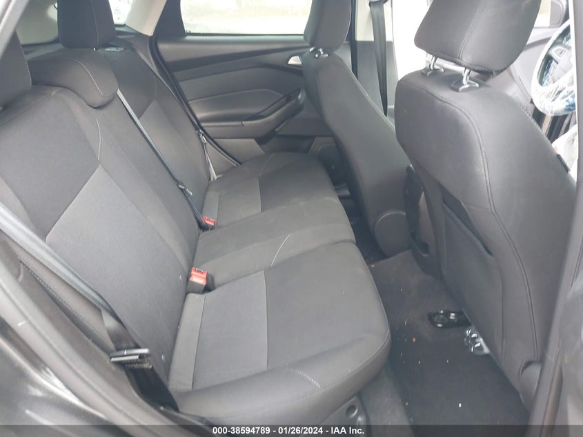 VIN 1FADP3M24HL228643 2017 FORD FOCUS SEL