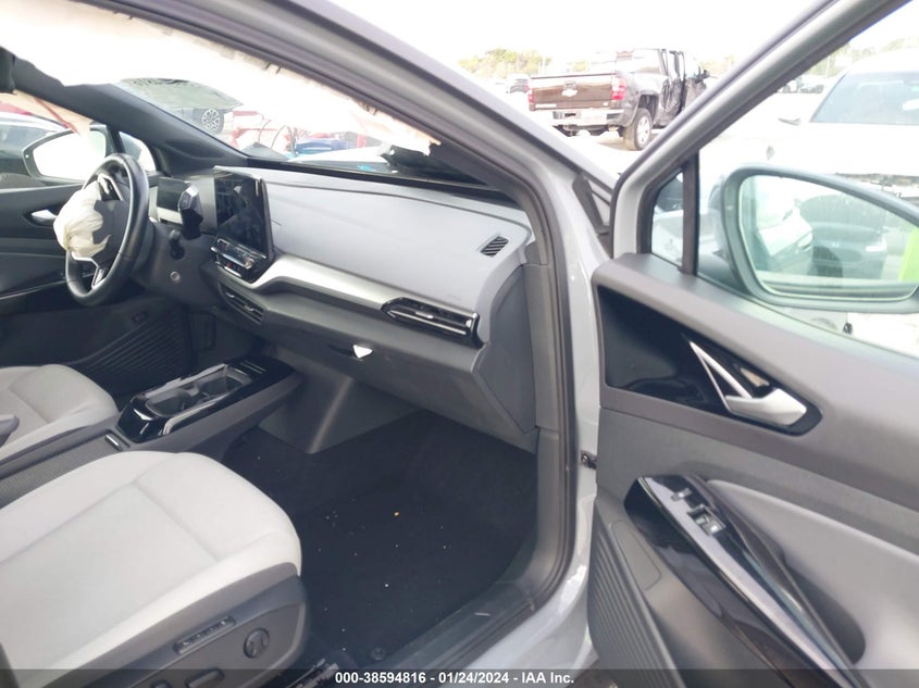 VIN WVGTMPE22NP057945 2022 VOLKSWAGEN ID.4 PRO S