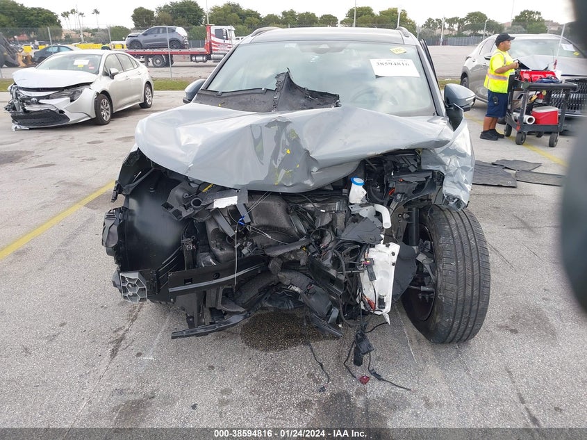 VIN WVGTMPE22NP057945 2022 VOLKSWAGEN ID.4 PRO S