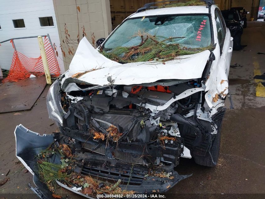 2018 TOYOTA RAV4 HYBRID LE - JTMRJREVXJD188176