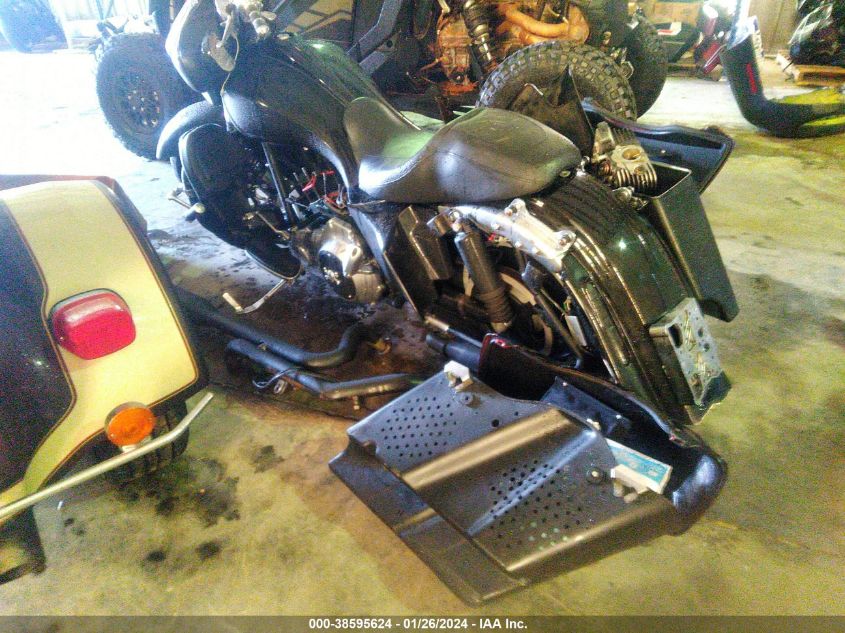 2012 HARLEY-DAVIDSON FLHX STREET GLIDE - 1HD1KBM11CB682200