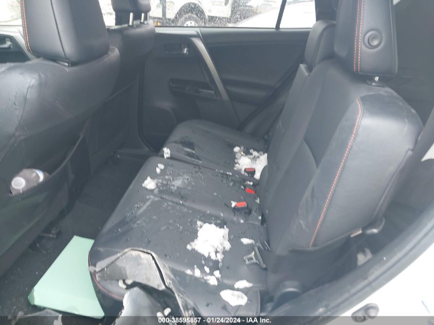 2018 TOYOTA RAV4 SE - JTMJFREV6JJ230200
