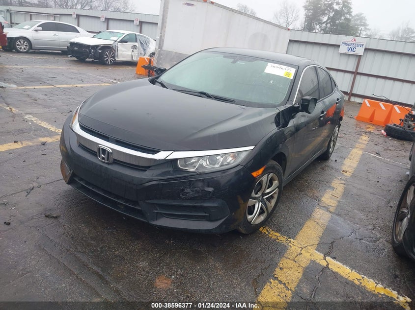 VIN 19XFC2F55JE024450 2018 HONDA CIVIC LX