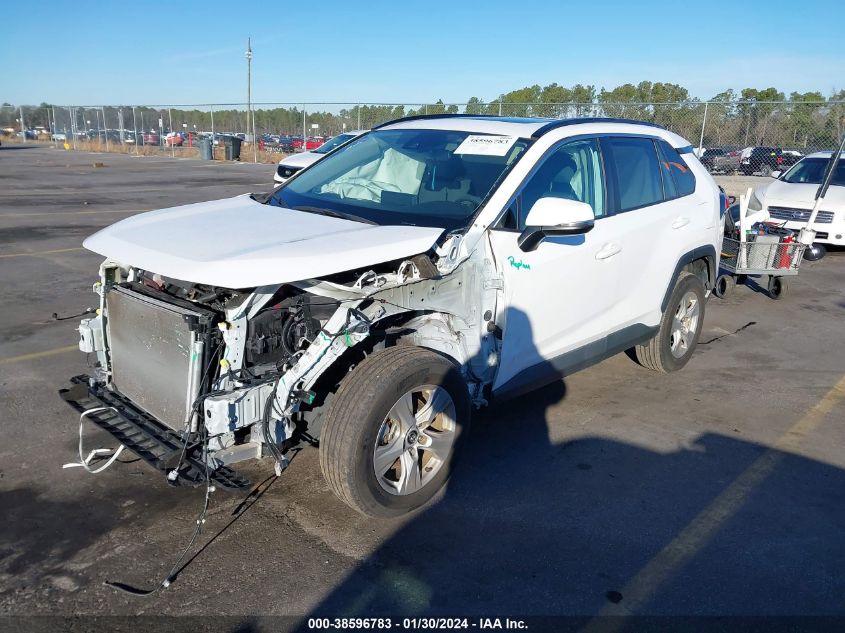 2020 TOYOTA RAV4 XLE/XLE PREMIUM - 2T3W1RFV0LC070906