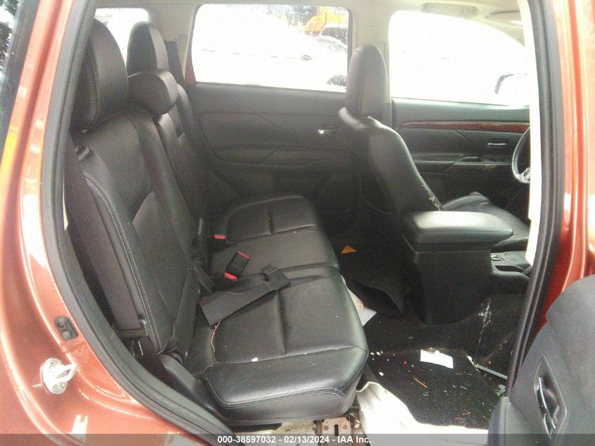 2014 MITSUBISHI OUTLANDER SE - JA4AD3A33EZ006083