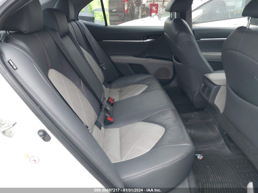 2019 TOYOTA CAMRY XLE - 4T1B11HK3KU703178