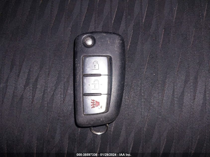 2018 NISSAN ROGUE S - KNMAT2MV2JP537877