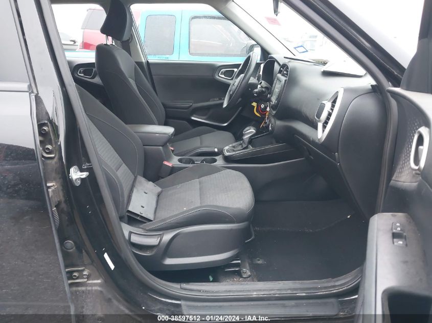 2020 KIA SOUL S - KNDJ23AU5L7709942