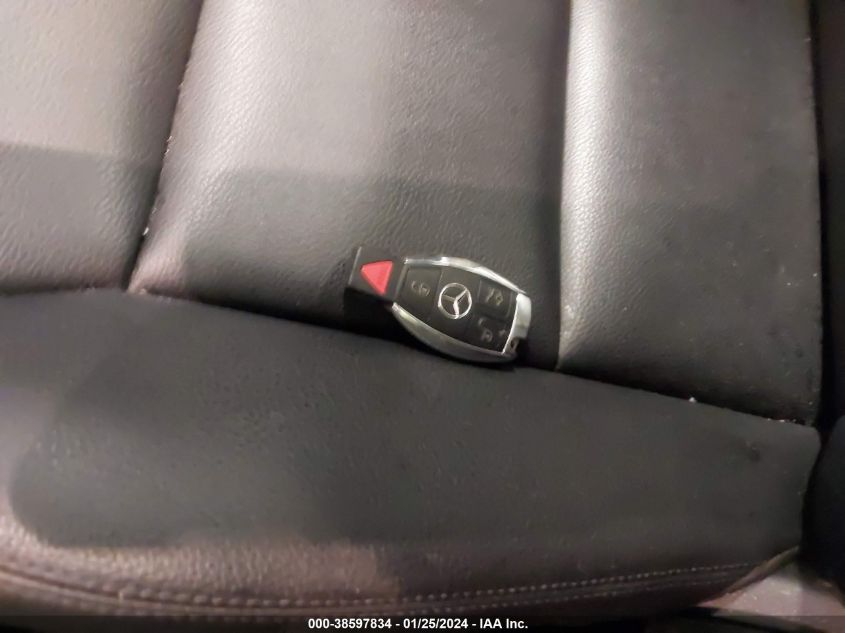 2015 MERCEDES-BENZ CLA 250 250 4MATIC - WDDSJ4GBXFN202611