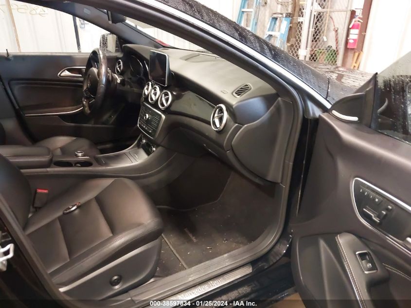 2015 MERCEDES-BENZ CLA 250 250 4MATIC - WDDSJ4GBXFN202611