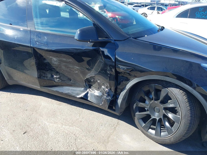 VIN 5YJYGDEE9MF302078 2021 TESLA MODEL Y
