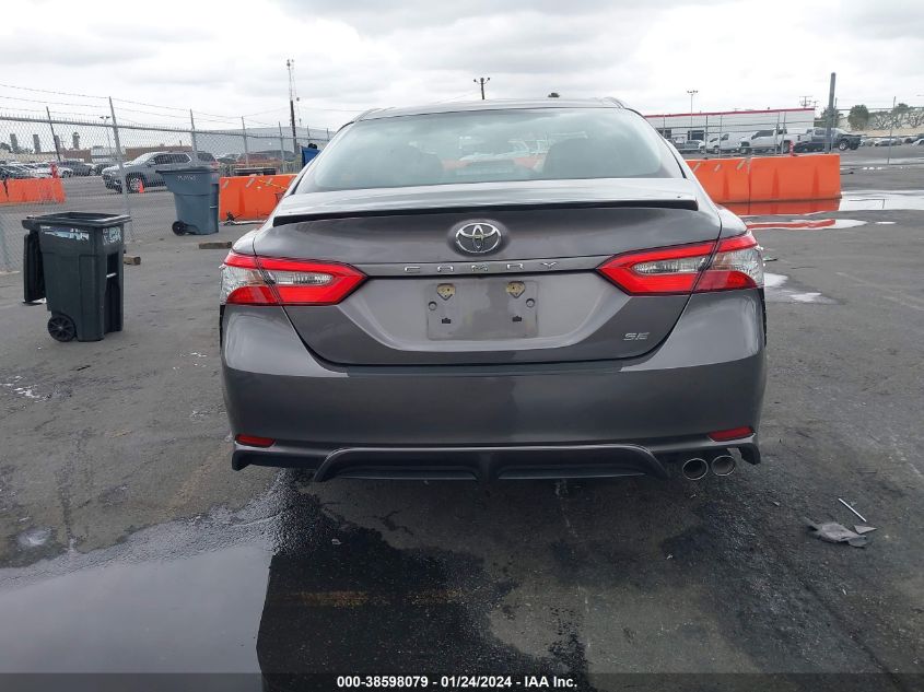 2018 TOYOTA CAMRY SE - 4T1B11HK8JU506117