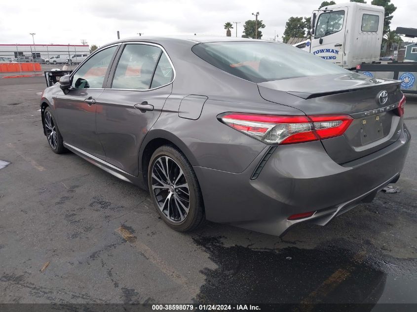 2018 TOYOTA CAMRY SE - 4T1B11HK8JU506117