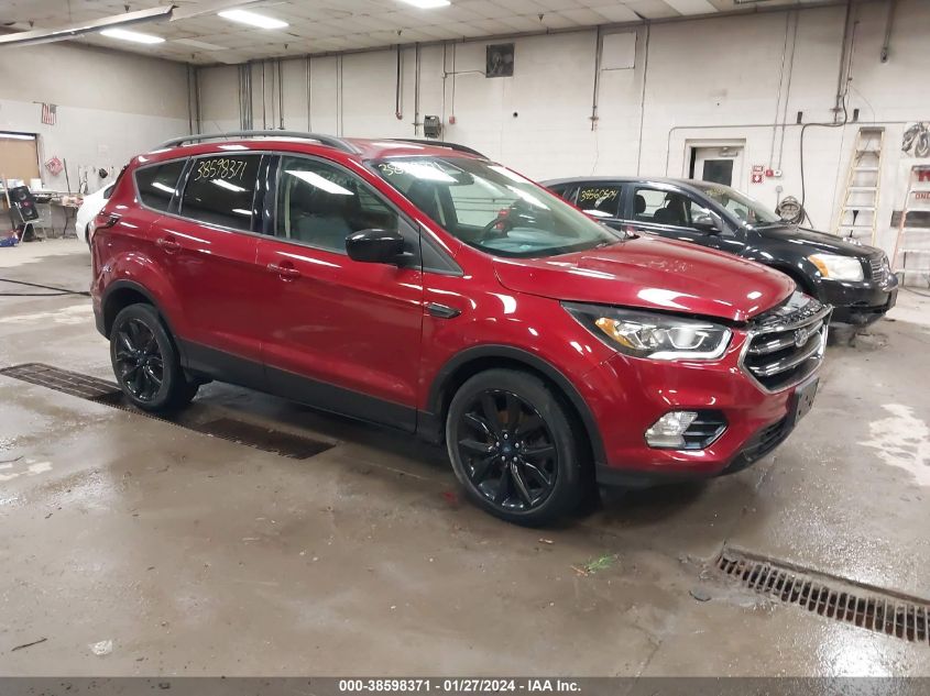 2018 FORD ESCAPE SE - 1FMCU9GDXJUC16152