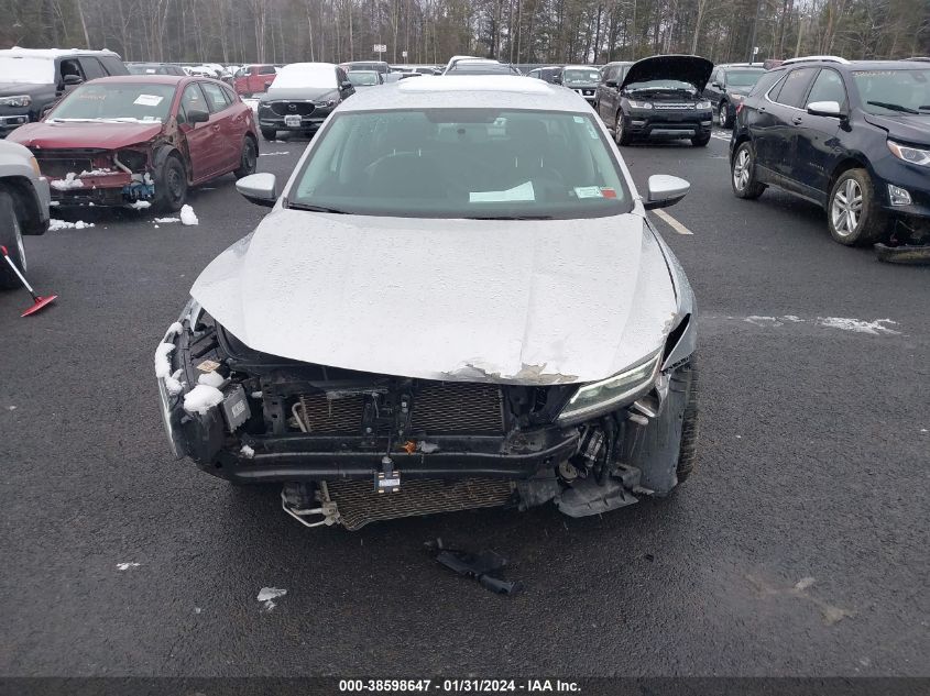 2018 VOLKSWAGEN PASSAT S/R-LINE - 1VWAA7A36JC041796
